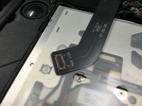MacBookProケーブルの破損
